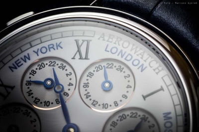 0aerowatch_7timezones_sm-8.jpg