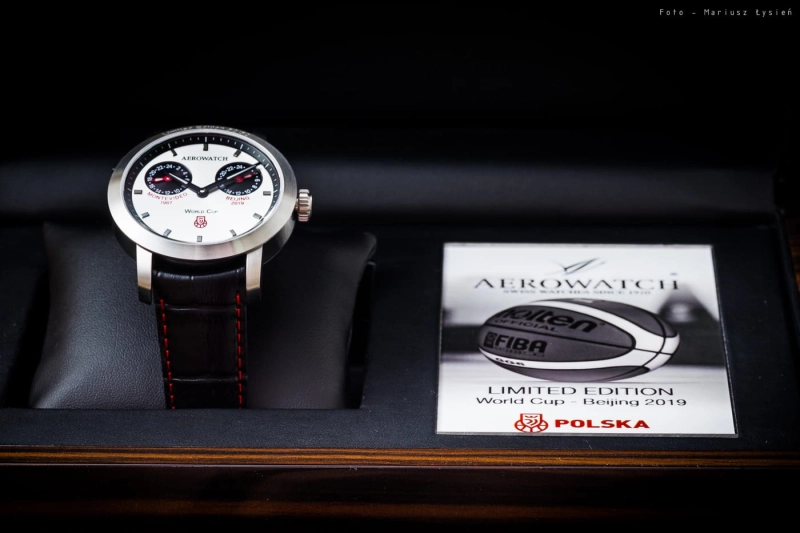 aerowatch_basketball_limited_sm-4.jpg