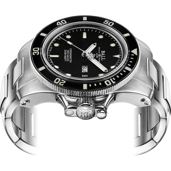 Ball-Engineer-Hydrocarbon-Original-Chronometer-DM2118B-SCJ-BK.jpg