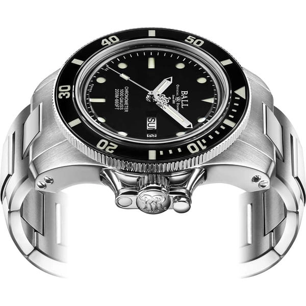 Ball-Engineer-Hydrocarbon-Original-Chronometer-DM2118B-SCJ-BK.jpg
