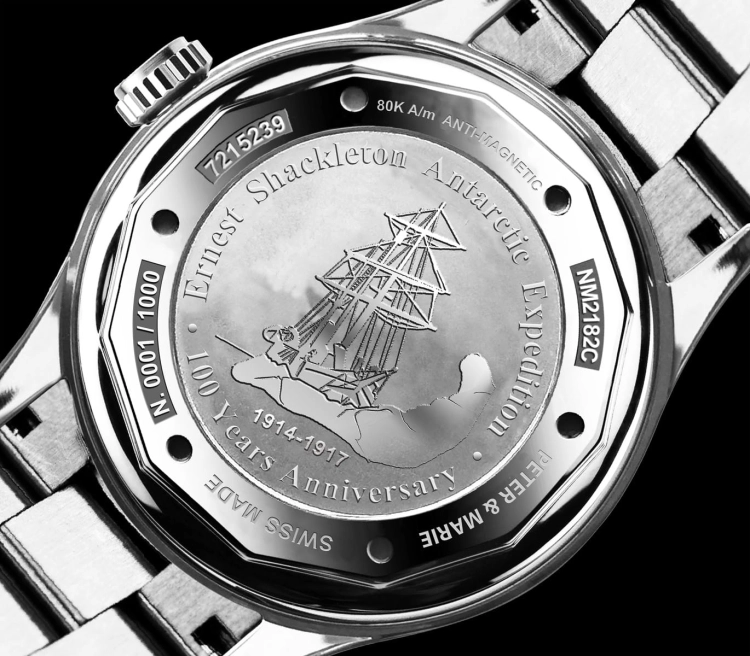 NM2182C-04_caseback_40mm.jpg